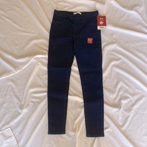 NWT Levi’s Stretch jegging